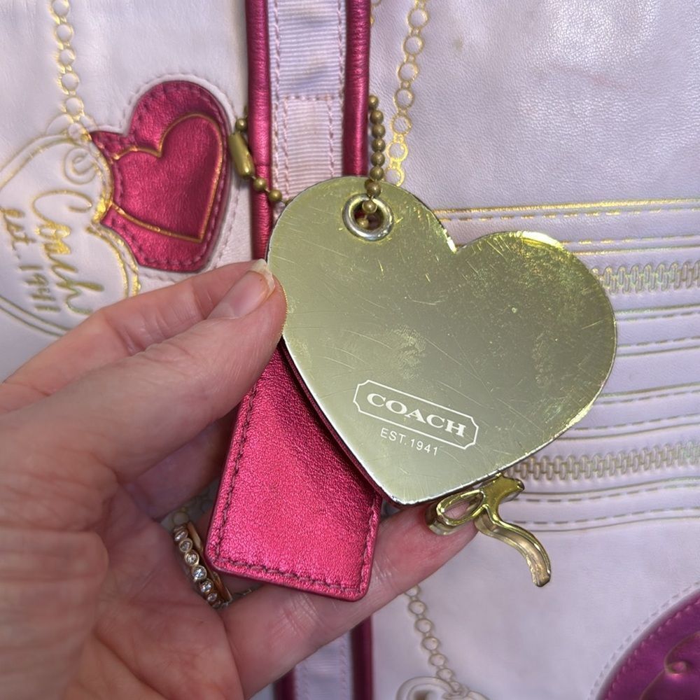 COACH Y2K VALENTINE’S DAY TOTE 14551 LEATHER, HEARTS, PINK SHIMMER 💞 VGUC - Picture 5 of 17